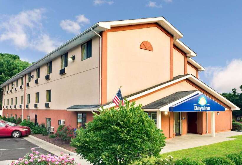 汽车旅馆  Days Inn By Wyndham Torrington