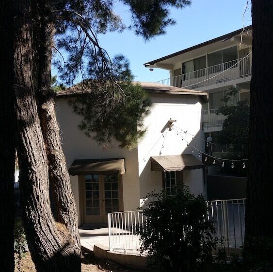 فندق على الطريق Mariposa