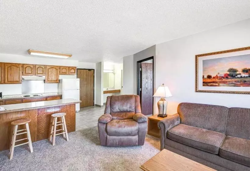 Мотель Super 8 By Wyndham Aberdeen West