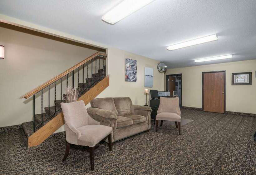 فندق على الطريق Super 8 By Wyndham Alexandria Mn