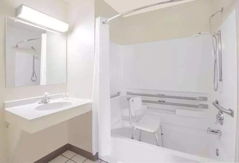 모텔 Super 8 By Wyndham Altoona