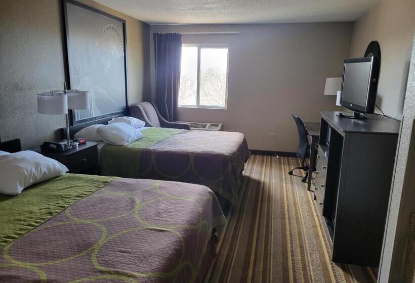 Motel Super 8 By Wyndham Aurora/naperville Area