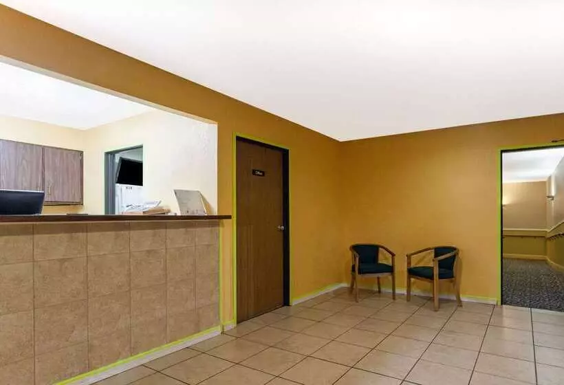 فندق على الطريق Super 8 By Wyndham Bath Hammondsport Area