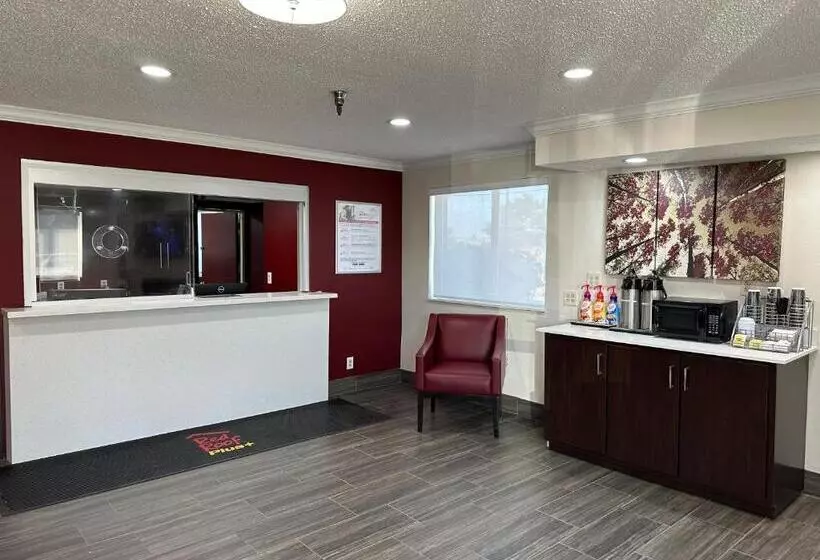 汽车旅馆 Red Roof Plus Belleville