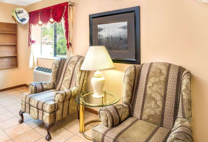 Motel Super 8 By Wyndham Blair