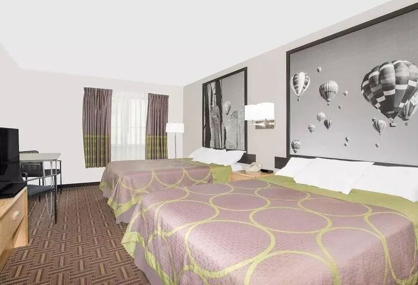 فندق على الطريق Super 8 By Wyndham Bloomfield