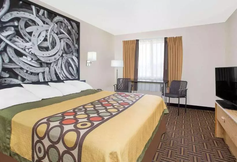 فندق على الطريق Super 8 By Wyndham Bloomfield