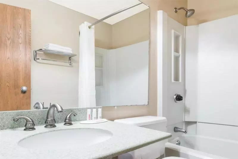 مُتل Super 8 By Wyndham Bridgeton/arpt/st Louis Area