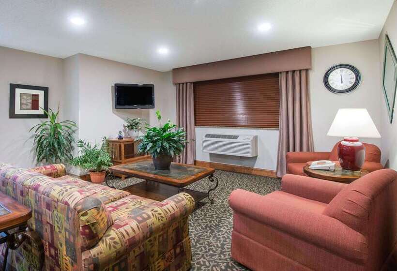 Мотель Super 8 By Wyndham Clearfield