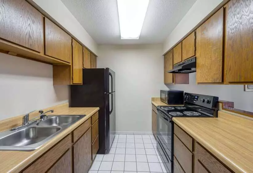 Мотель Super 8 By Wyndham Columbia Clark Lane