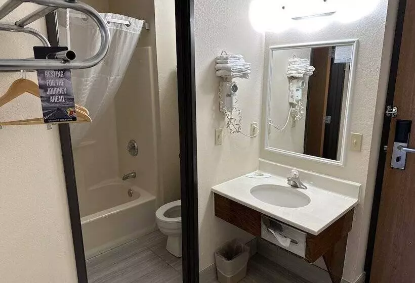 Мотель Super 8 By Wyndham Columbia Clark Lane