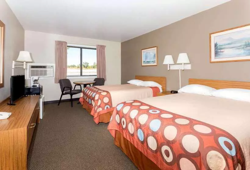 Motelli Super 8 By Wyndham Cos/hwy. 24 E/pafb Area