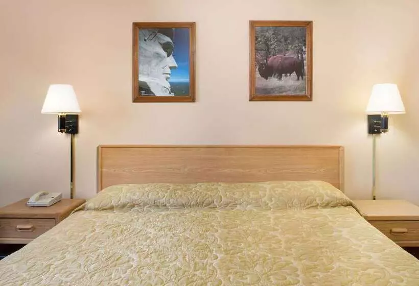 汽车旅馆  Super 8 By Wyndham Hot Springs