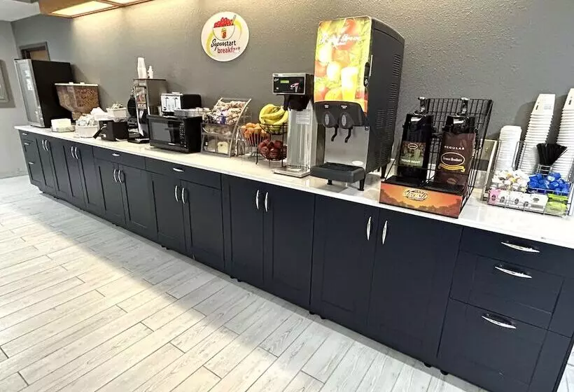 汽车旅馆  Super 8 By Wyndham Hot Springs