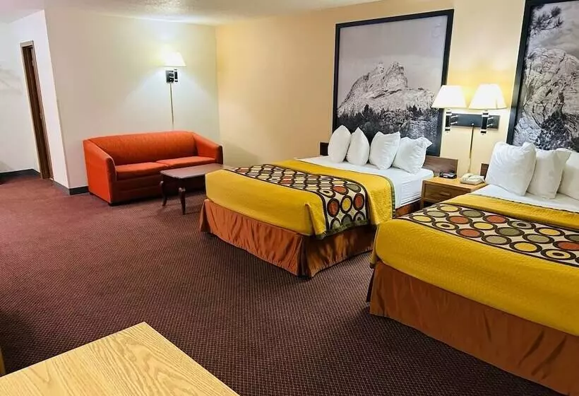 汽车旅馆  Super 8 By Wyndham Hot Springs