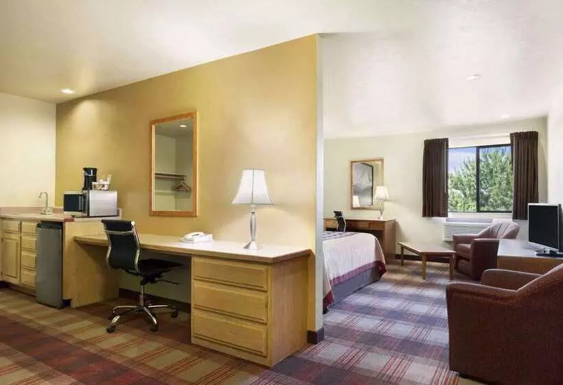 مُتل Super 8 By Wyndham Kennewick