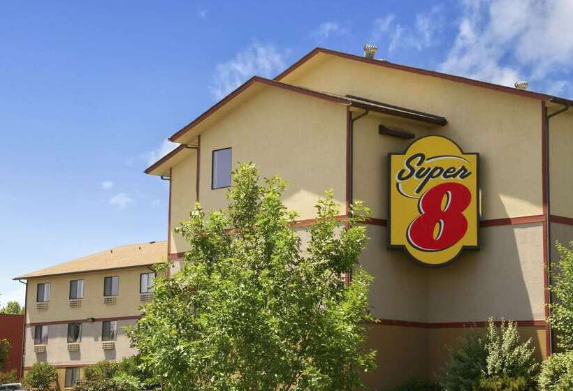 فندق على الطريق Super 8 By Wyndham Kennewick