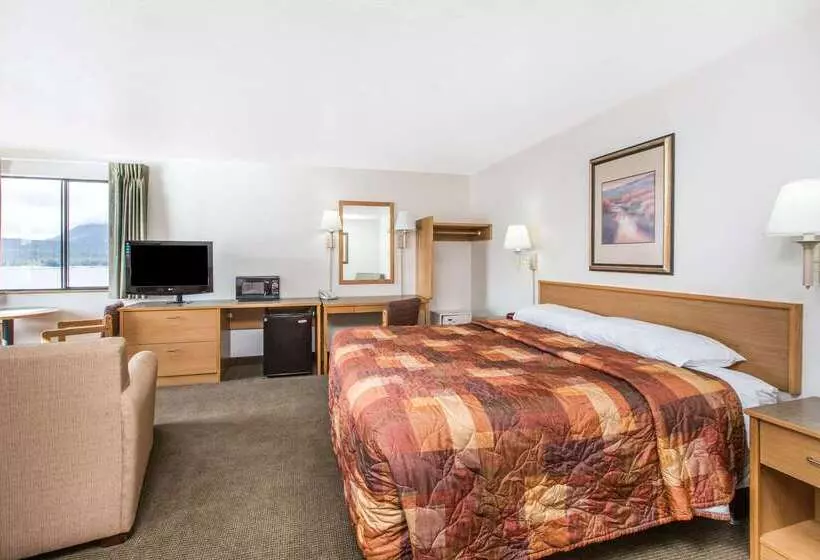 汽车旅馆 Super 8 By Wyndham Ketchikan