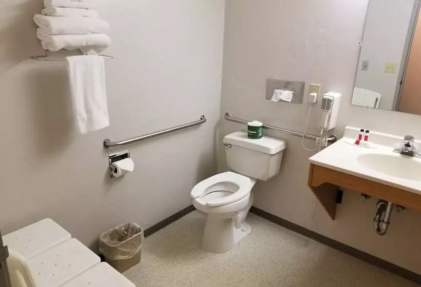 汽车旅馆 Super 8 By Wyndham Ketchikan