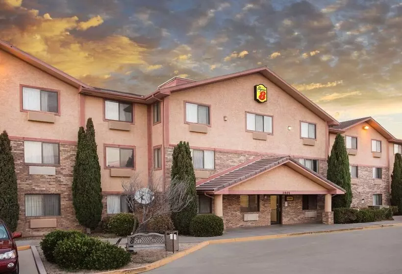 汽车旅馆  Super 8 By Wyndham Kingman