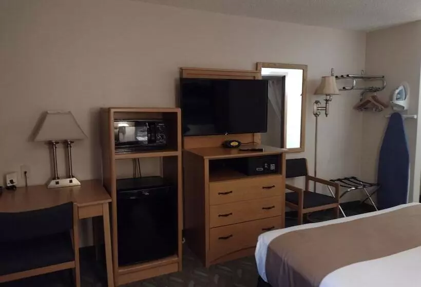 汽车旅馆  Super 8 By Wyndham Monroe Wi