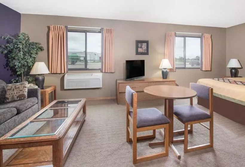 Motelli Super 8 By Wyndham Warroad