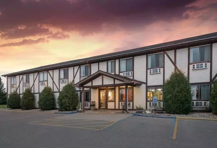 Motelli Super 8 By Wyndham Warroad