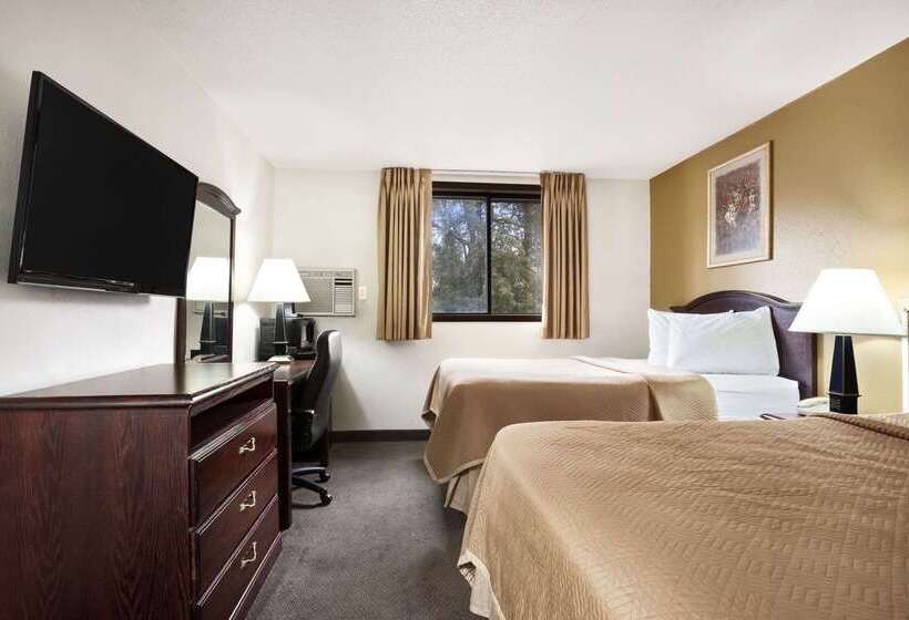 מוטל Travelodge By Wyndham La Porte/michigan City Area