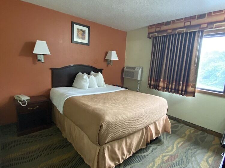 מוטל Travelodge By Wyndham La Porte/michigan City Area