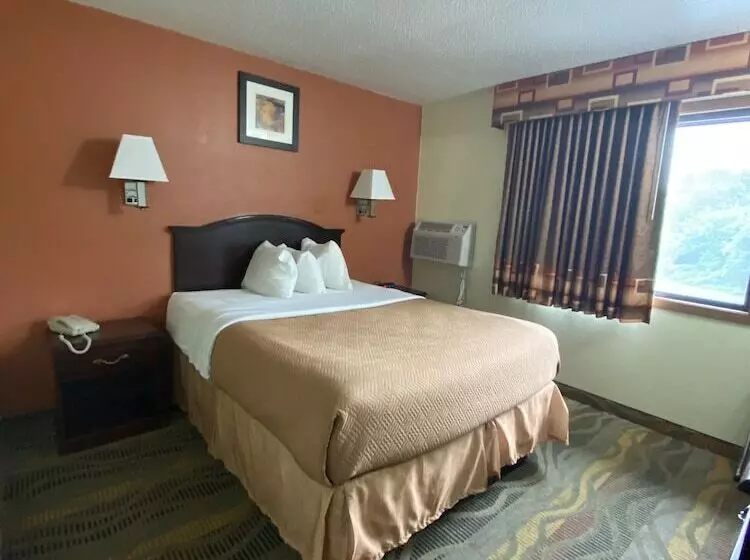 汽车旅馆  Travelodge By Wyndham La Porte/michigan City Area