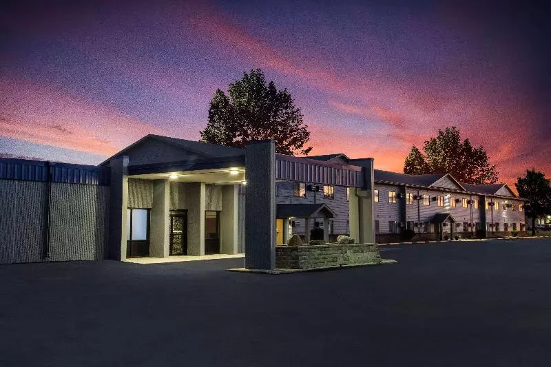 모텔 Travelodge By Wyndham Wahpeton