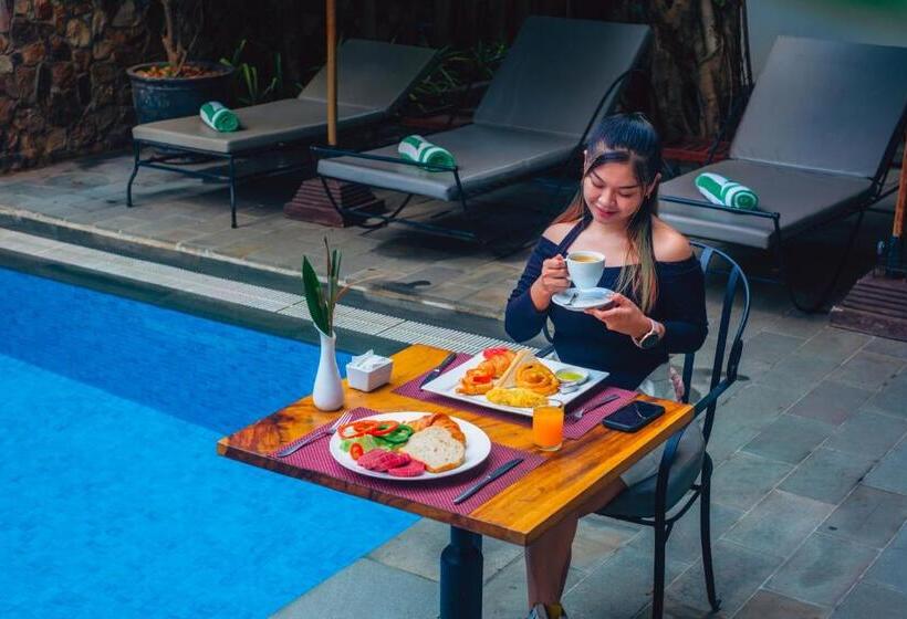 فندق Angkor Aurora