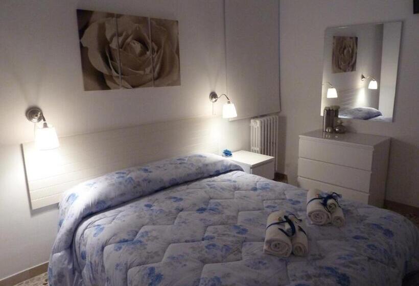 펜션 Belvedere Di San Benedetto Del Tronto Affittacamere Senza Colazione