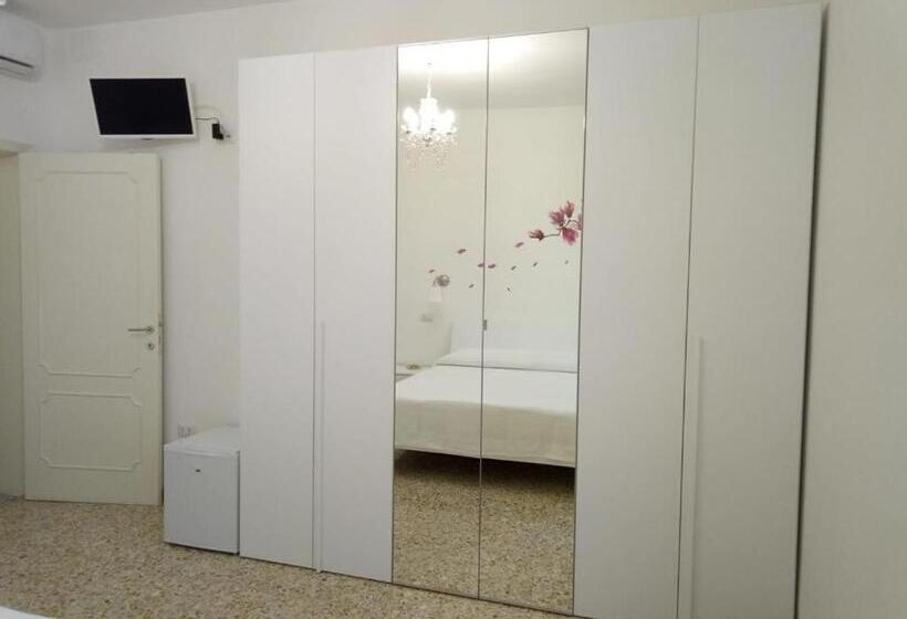 펜션 Belvedere Di San Benedetto Del Tronto Affittacamere Senza Colazione