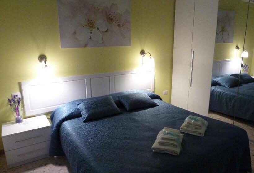 펜션 Belvedere Di San Benedetto Del Tronto Affittacamere Senza Colazione