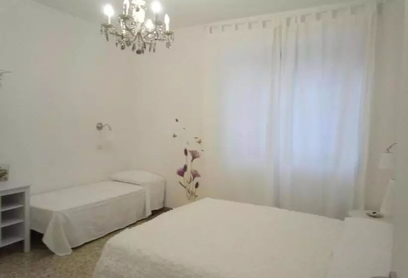 پانسیون Belvedere Di San Benedetto Del Tronto Affittacamere Senza Colazione