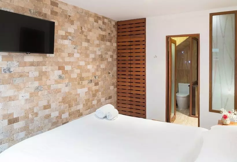 هتل Casa Del Balcon