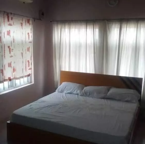Fara Hotel & Suite