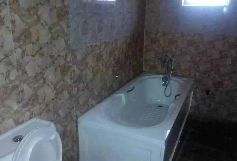 Fara Hotel & Suite