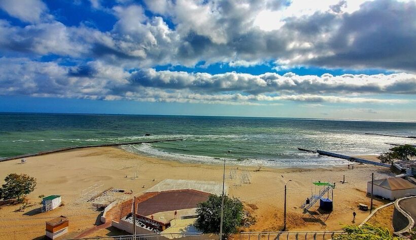 Szálloda Chayka Resort