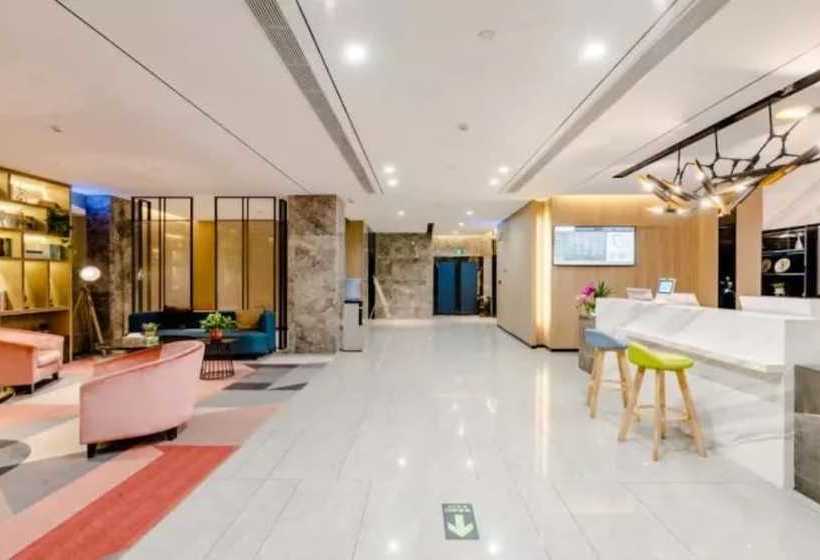 ホテル Floral Tian Cheng Airport