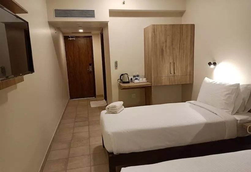 ホテル Sharayu One