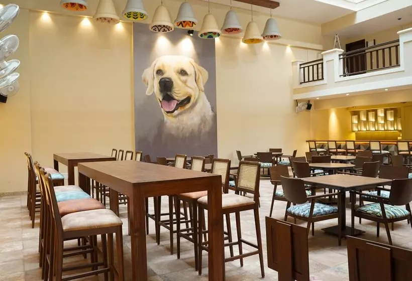 ホテル Sharayu One