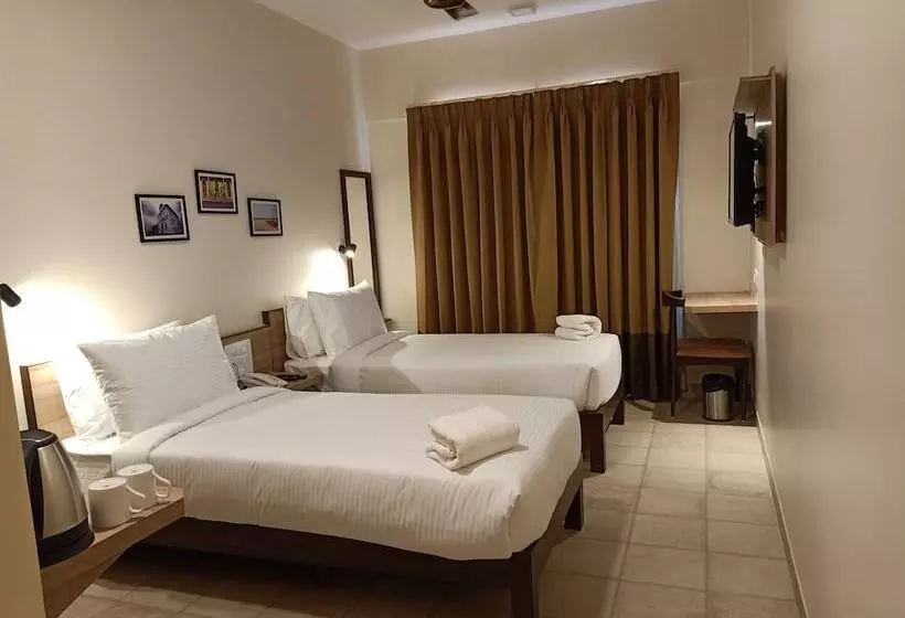 ホテル Sharayu One