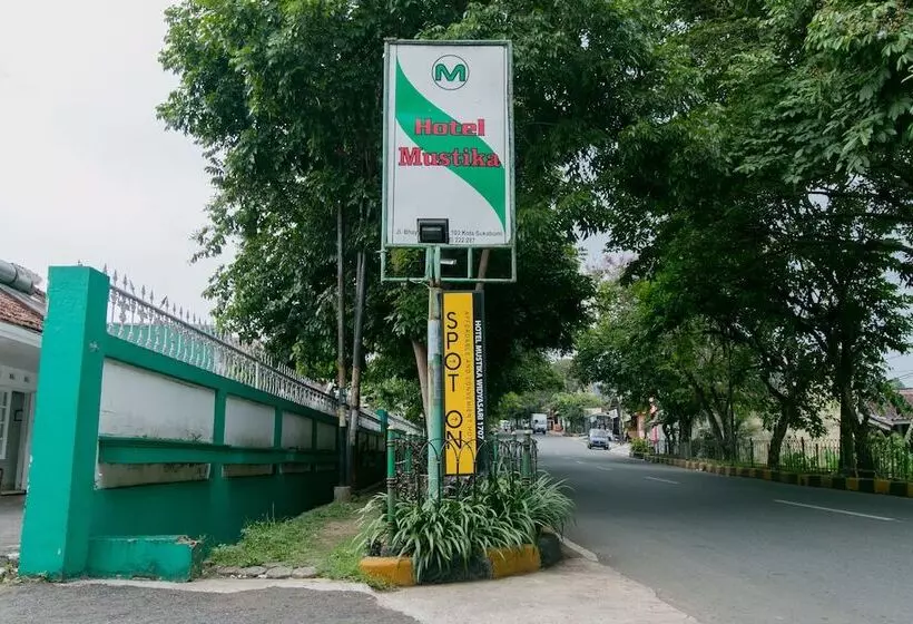 Hotelli Mustika Widyasari Redpartner