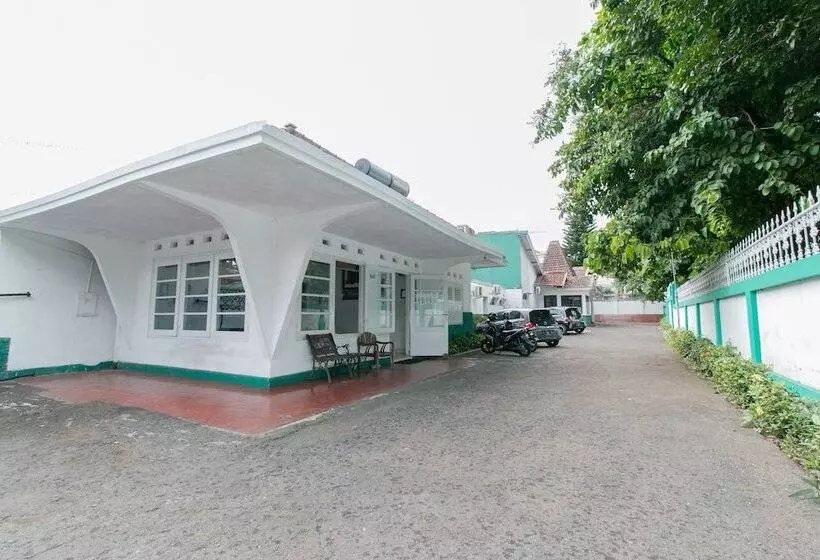 Hotelli Mustika Widyasari Redpartner