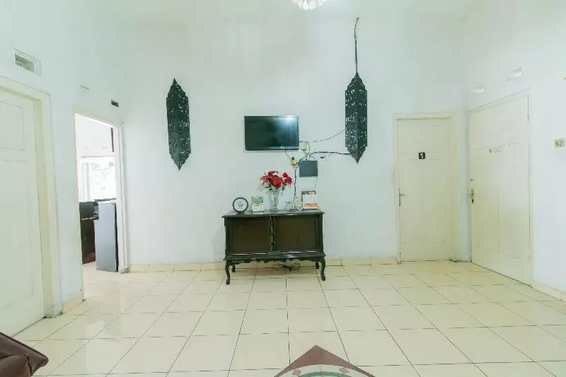 Hotelli Mustika Widyasari Redpartner