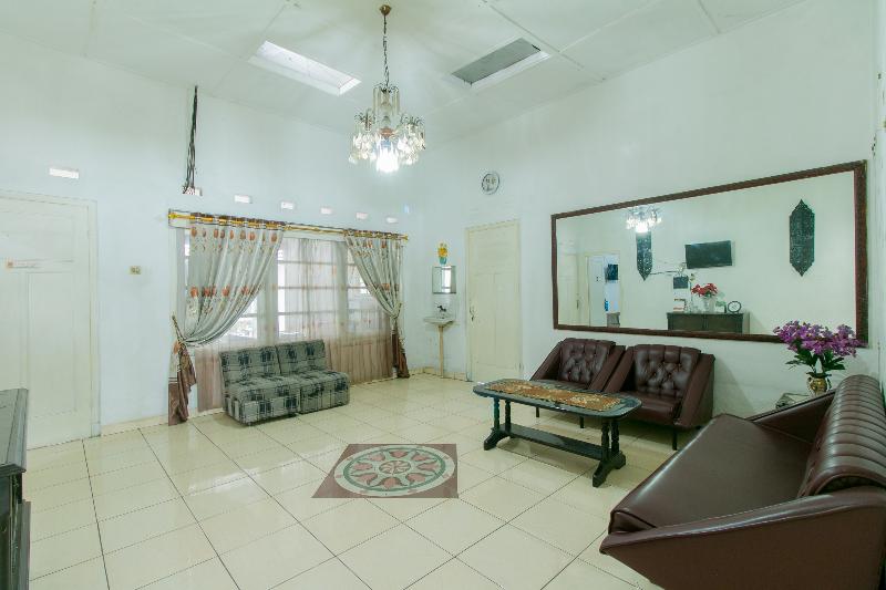 בית מלון כפרי Mustika Widyasari Redpartner