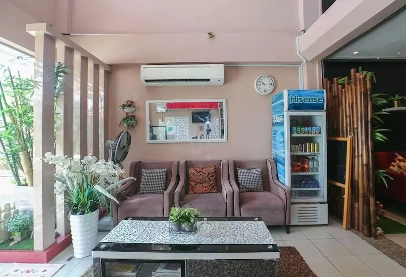 Hotelli Spot On 89796 D Noor Budget Inn