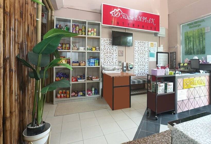 فندق Spot On 89796 D Noor Budget Inn